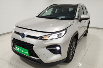 丰田 威兰达 2023款 双擎 2.5L E-CVT两驱豪华PLUS版