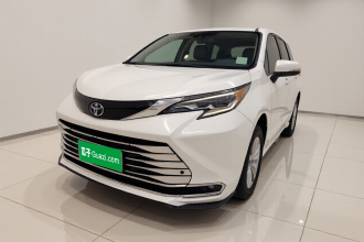 丰田 赛那SIENNA 2023款 2.5L混动 舒适版
