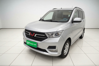 五菱汽车 五菱宏光 2019款 1.5L S标准型国VI LAR