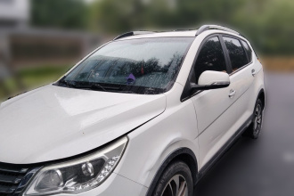 宝骏560 2015款 1.8L 手动豪华型
