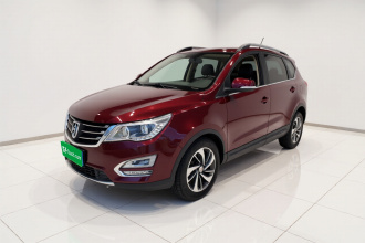 宝骏560 2016款 1.5T 手动豪华型