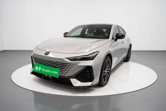 长安UNI-V 2022款 1.5T 尊贵型