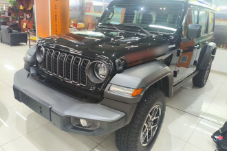 Jeep 牧马人 2024款 2.0T 罗宾汉四门版