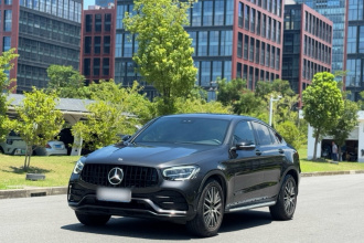 奔驰GLC轿跑 2020款 GLC 300 4MATIC 轿跑SUV