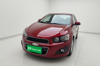 雪佛兰 爱唯欧 2011款 三厢 1.4L MT SE