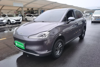 哪吒汽车 哪吒V 2022款 潮 300 Lite 三元锂