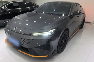 长安UNI-V 2024款 1.5T 尊贵运动型