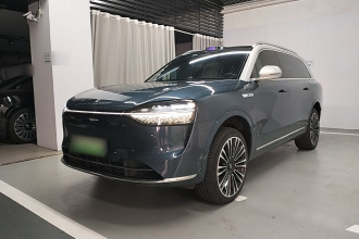 鸿蒙智行 问界M9 2024款 增程 Ultra版 42kWh 6座版