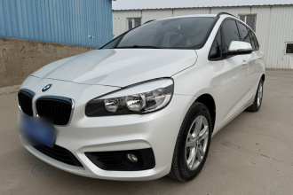 宝马2系多功能旅行车 2015款 218i 领先型