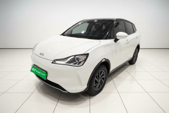哪吒汽车 哪吒V 2022款 潮 300 Lite 磷酸铁锂