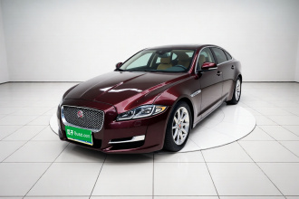 捷豹XJ 2016款 XJL 2.0T 两驱典雅商务版