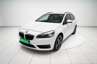 宝马2系旅行车 2016款 218i 运动设计套装