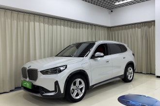 宝马iX1 2023款 eDrive25L X设计套装