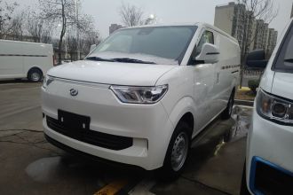 瑞驰汽车 瑞驰新能源EC75 2025款 货运 超充版 先锋型Ⅰ 52.16kWh