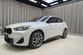 宝马X2 2021款 改款 sDrive25i 曜夜版