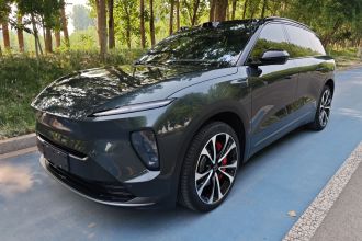 蔚来ES8 2023款 100kWh 签名版