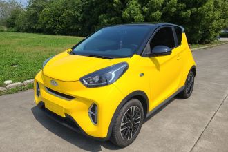 奇瑞QQ 小蚂蚁 2022款 改款 甜粉款 半糖版 磷酸铁锂 30.7kWh 30kW 301km