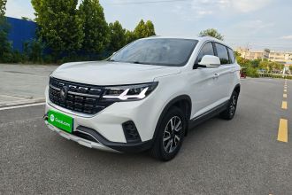 东风风行 风行T5 2022款 盛世款 1.5T 自动逐梦版五座