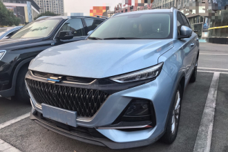 长安欧尚X7 PLUS 2022款 1.5T 蓝鲸版自动尊贵型