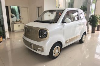 奔腾小马 2026款 222km 炫彩马