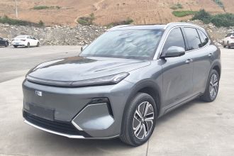 吉利银河 银河星舰7 EM-i 2025款 120km 探索+版