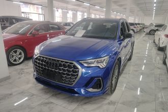 奥迪Q3 2023款 改款 45 TFSI quattro 时尚动感型