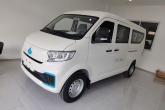 长安跨越 跨越星V7 EV 2025款 285km 豪华型 6座 宁德2C 41.86kWh