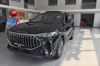 捷途X70 PLUS 2025款 冠军版 1.5T DCT冠军PRO 7座