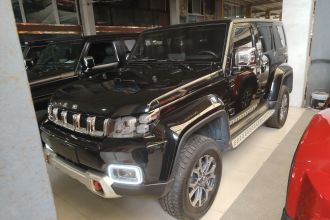 北京越野 北京BJ40 2024款 2.0T 城市猎人荣耀版