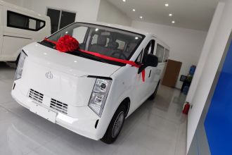 长安跨越 跨越星光 EV 2025款 7人客运 350km 舒适版