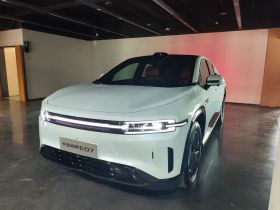 长安启源E07 2025款 增程 两驱 39kWh Max智驾版