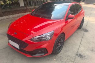 福特 福克斯 2020款 两厢 EcoBoost 180 自动ST Line