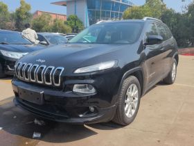 Jeep 自由光 2016款 2.4L 领先版