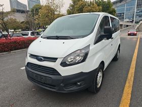 福特 全顺 2019款 2.0T柴油多功能商用车短轴低顶6座国VI