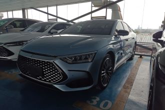 比亚迪 汉 2023款 DM-i 冠军版 121KM 尊享型