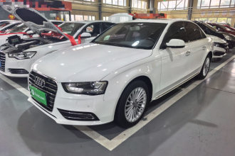 奥迪A4L 2016款 35 TFSI 典藏版 自动标准型