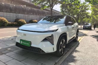 吉利银河 银河L7 2024款 1.5T 115km 星舰 龙腾版