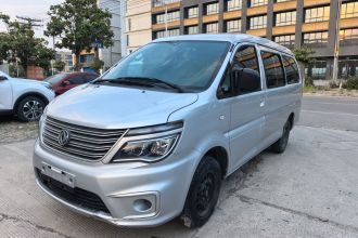 东风风行 菱智 2019款 M5L 1.6L 7座特供型 国VI