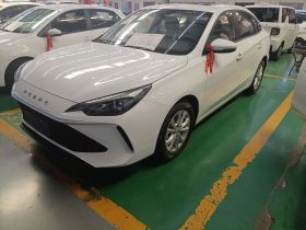 荣威i5 2026款 1.5L CVT豪华版