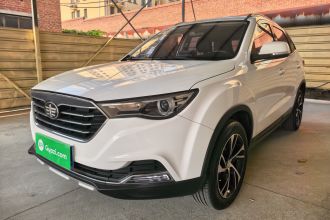 奔腾X40 2019款 1.6L 自动豪华型 国VI