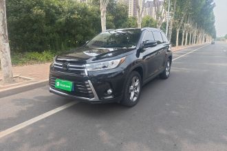 丰田 汉兰达 2021款 2.0T 四驱尊贵版 7座