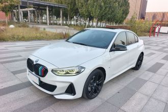 宝马1系 2023款 125i M运动曜夜版