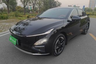 五菱汽车 五菱星光 2025款 610km 智能旗舰型