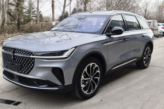 林肯 航海家 2023款 2.0T 四驱尊睿版