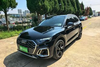 奥迪Q5L 2022款 40T 时尚动感型