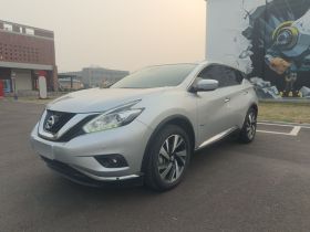 日产 楼兰 2015款 2.5 S/C HEV XL 两驱混动尊雅版