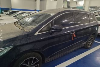 比亚迪 宋MAX 2018款 1.5T 自动智联豪华型 6座