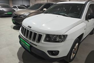 Jeep 指南者(进口) 2015款 2.0L 两驱运动版