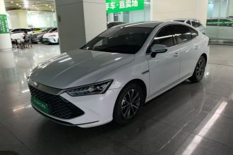 比亚迪 秦PLUS 2023款 冠军版 DM-i 55KM领先型