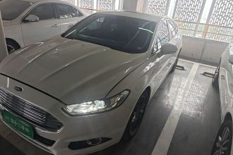 福特 蒙迪欧 2013款 2.0L GTDi200豪华型